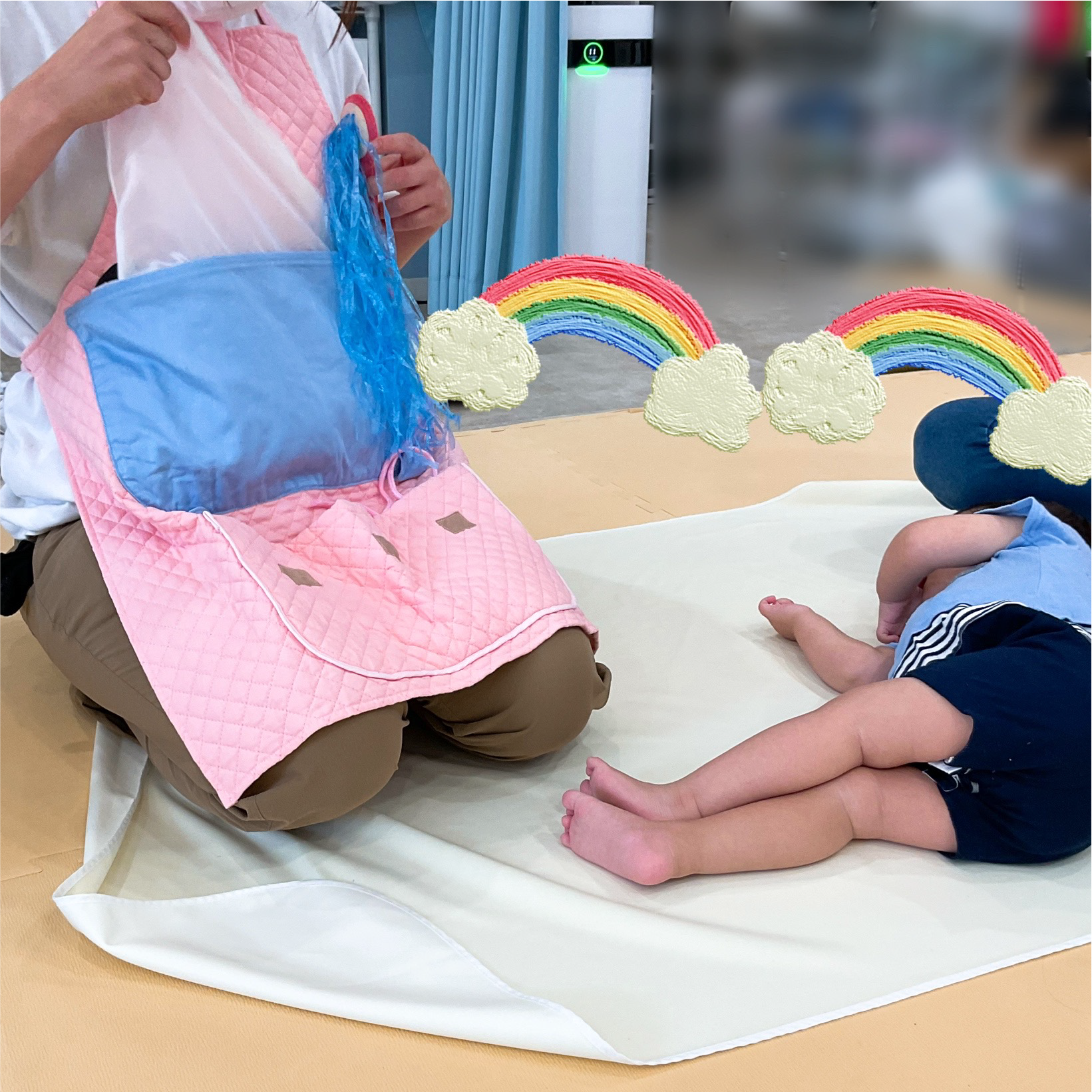 関西、兵庫県、神戸市北区にある重症心身障がい・医療的ケアに対応した児童発達支援施設「こどもデイ　はれいろ」です。みんな大好きエプロンシアターの時間でした！