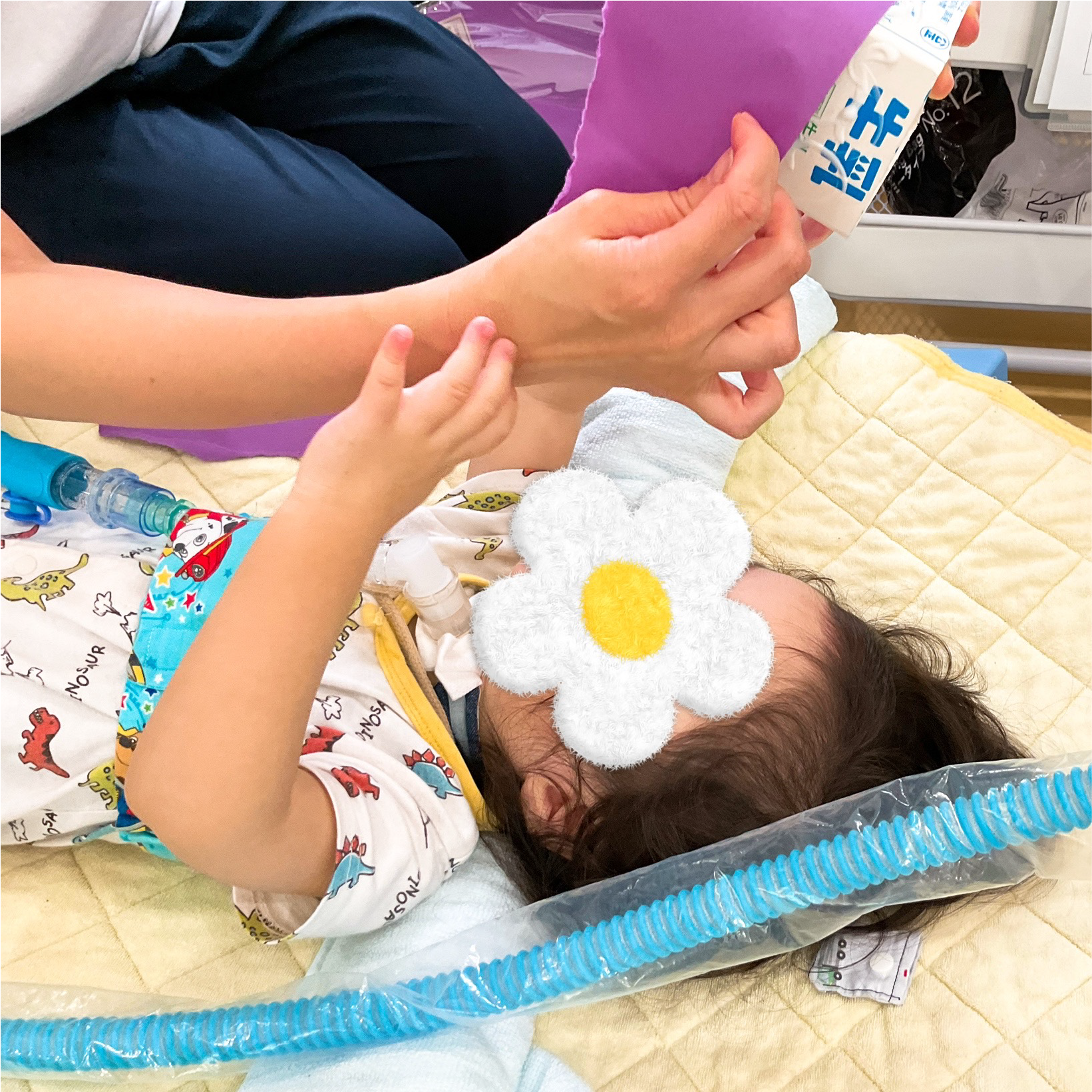 関西、兵庫県、神戸市北区にある重症心身障がい・医療的ケアに対応した児童発達支援施設「こどもデイ　はれいろ」です。みんなでハロウィンボックスの制作を行いました。