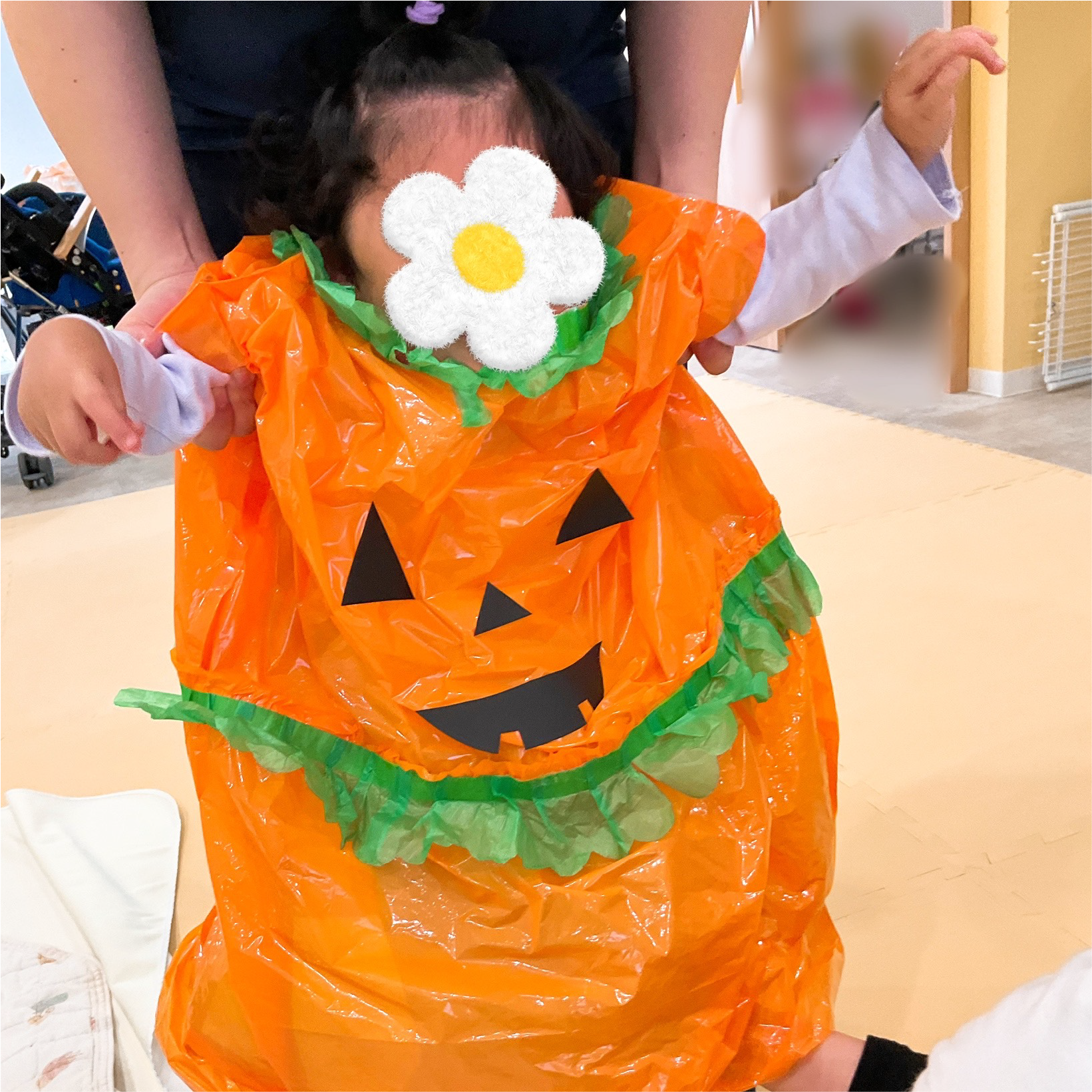 関西、兵庫県、神戸市北区にある重症心身障がい・医療的ケアに対応した児童発達支援施設「こどもデイ　はれいろ」です。みんなでハロウィン週間でした！仮装も挑戦したよ！