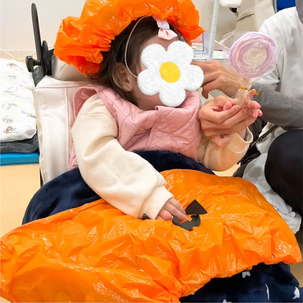 兵庫県神戸市北区、医療的ケア対応、重心型児童発達支援「こどもデイはれいろ」のハロウィン週間でした!仮装も挑戦!