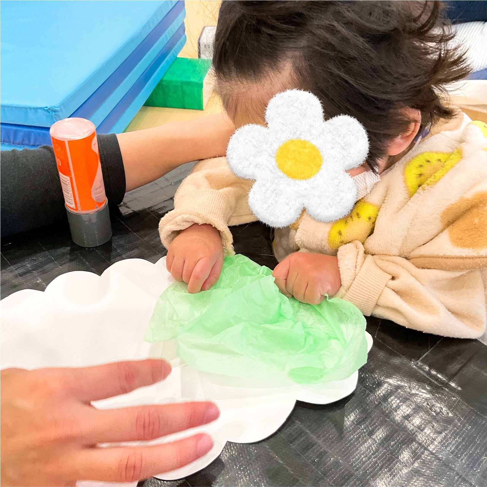 関西、兵庫県、神戸市北区にある重症心身障がい・医療的ケアに対応した児童発達支援、居宅訪問型児童発達支援「こどもデイ　はれいろ」です。今日は節分の製作を行いました！