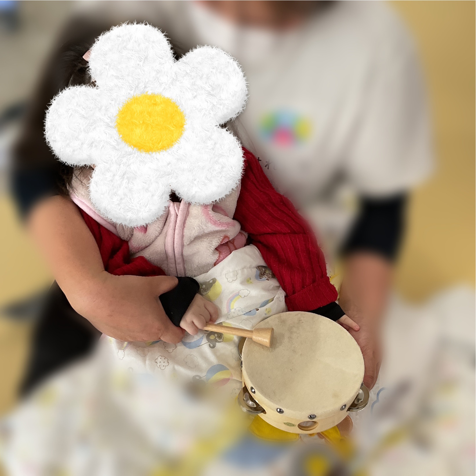 関西、兵庫県、神戸市北区にある重症心身障がい・医療的ケアに対応した児童発達支援施設、居宅訪問型児童発達支援「こどもデイ　はれいろ」です！太鼓の達人で遊びました。